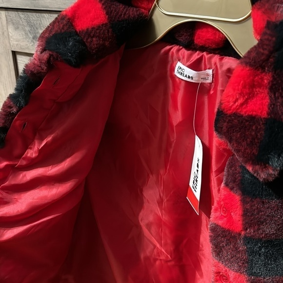 Epic Threads Toddler or Girls RED BUFFALO CHECK Faux Fur Jacket - Picture 6 of 10